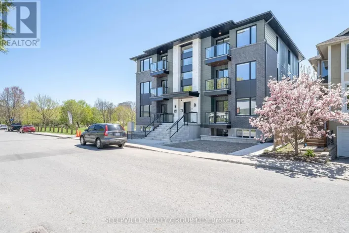5 - 152 SPRINGHURST AVENUE, Ottawa