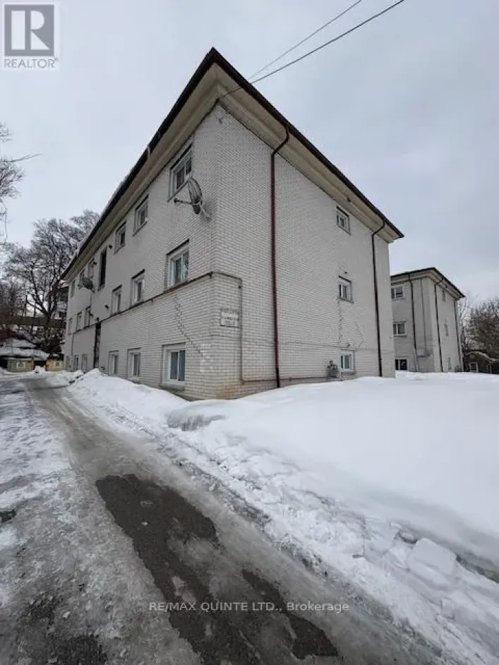 5 - 172 QUEEN STREET, Quinte West