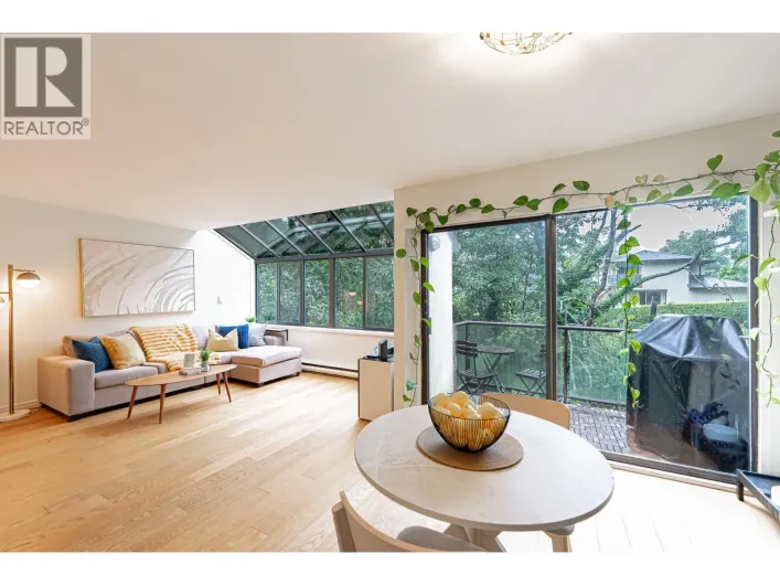 5 1786 ESQUIMALT AVENUE, West Vancouver