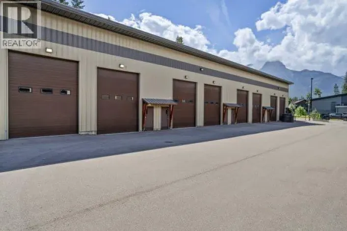 5, 2 Limestone Valley Road, Dead Man's Flats