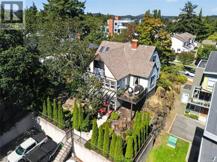 5 235 Island Hwy, View Royal