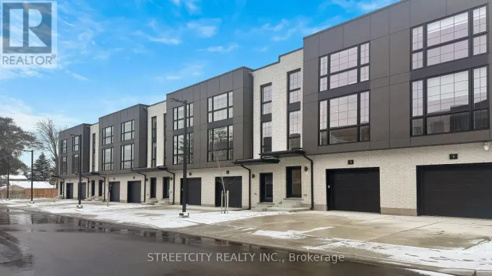 5 - 2500 MAIN STREET, London South