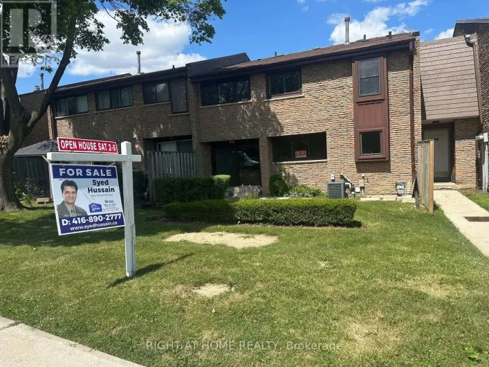 5 - 2605 WOODCHESTER DRIVE, Mississauga