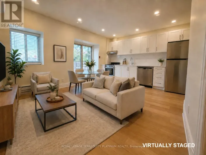 5/ 2ND FLOOR - 11 BEACONSFIELD AVENUE, Toronto