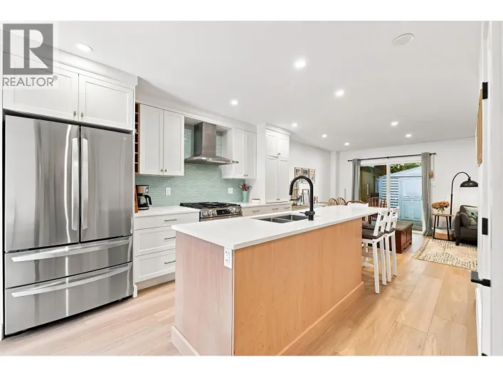 5 3046 COAST MERIDIAN ROAD, Port Coquitlam