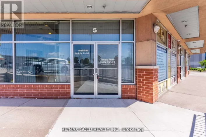 5 - 351 PARKHURST SQUARE, Brampton