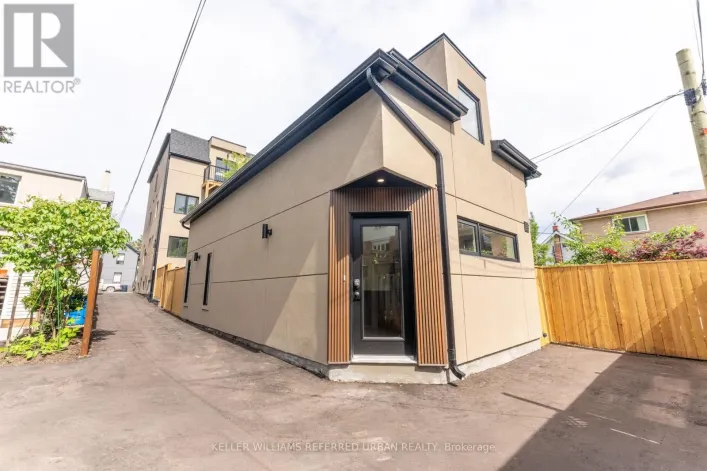 5 - 352 JONES AVENUE, Toronto