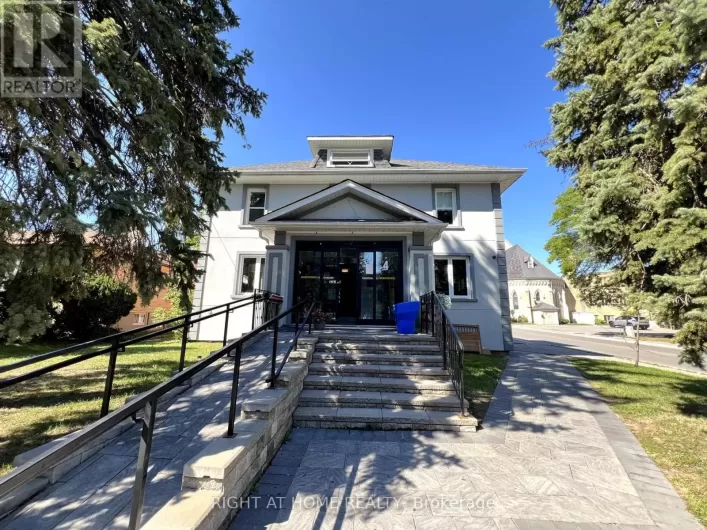 5 - 4 CHURCH STREET S, Richmond Hill