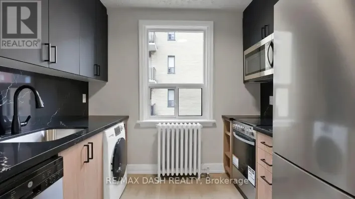 5 - 50 RAGLAN AVENUE, Toronto