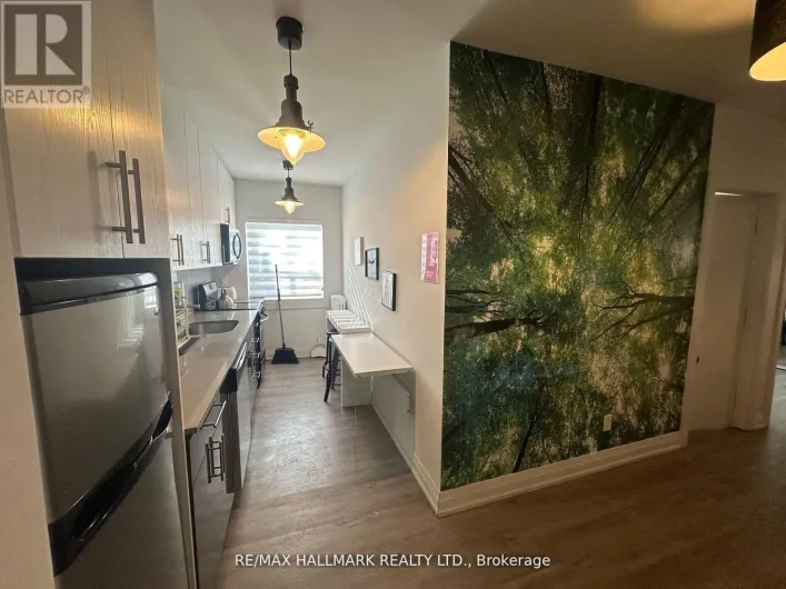 5 - 595 ST CLAIR AVENUE W, Toronto