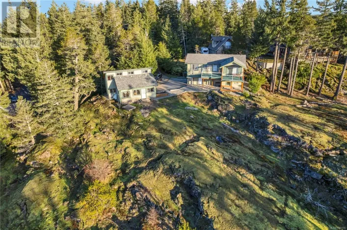 5 620 Helanton Rd, Quadra Island
