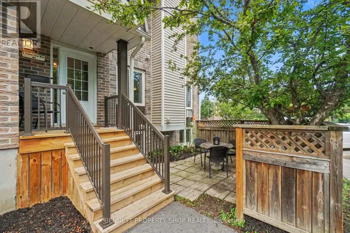 5 - 7 TIMBERVIEW WAY, Ottawa