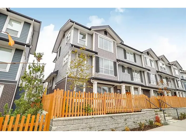 5 7157 210 STREET, Langley
