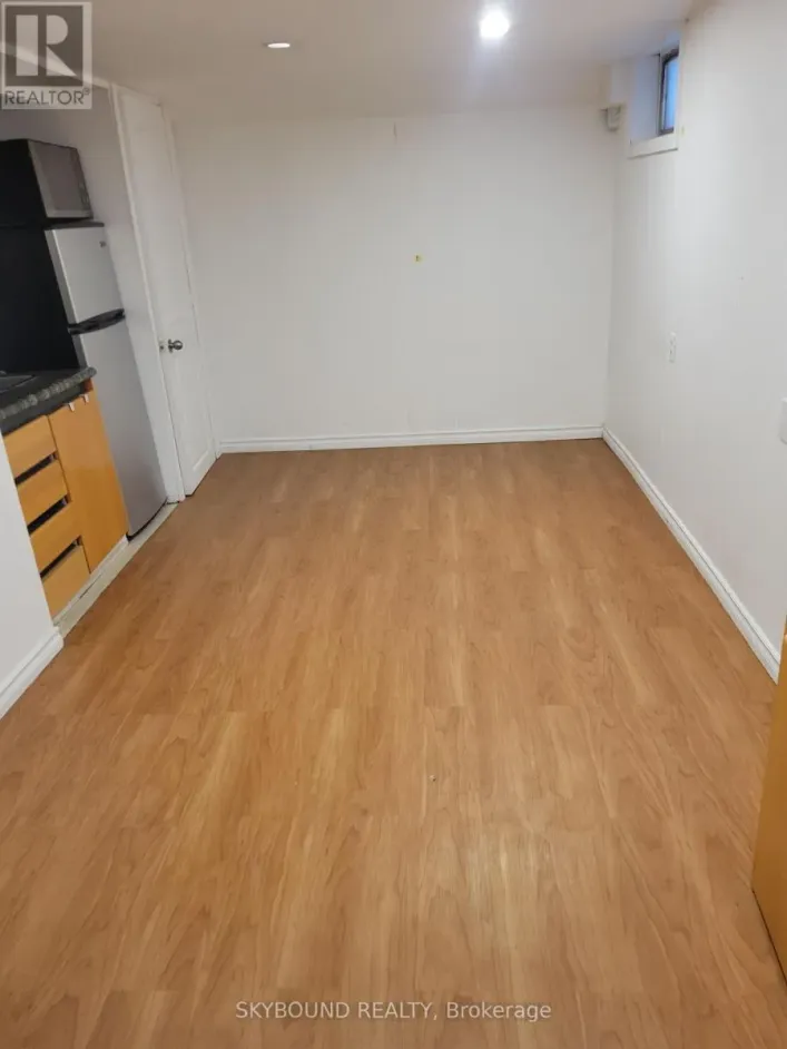 #5 - 746 COXWELL AVENUE, Toronto