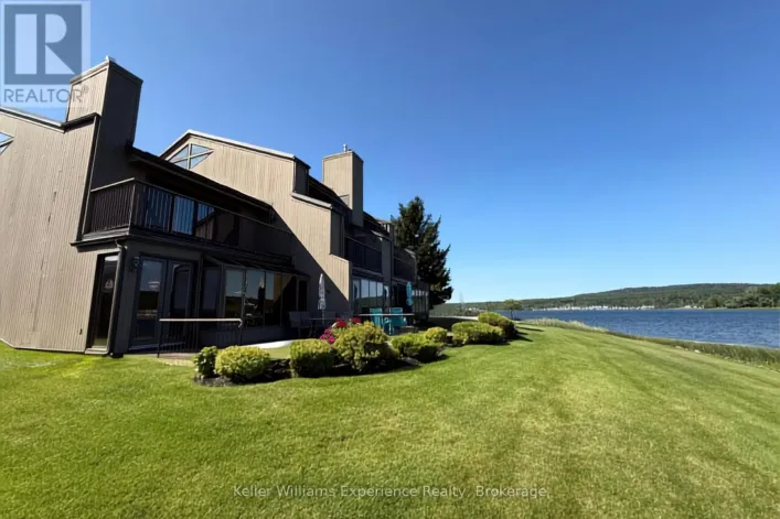 5 - 8 BECK BOULEVARD, Penetanguishene