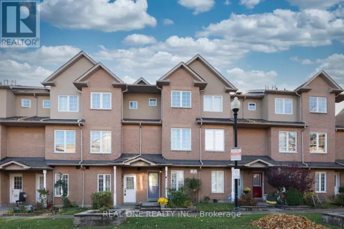 5 - 8 ST MORITZ WAY, Markham
