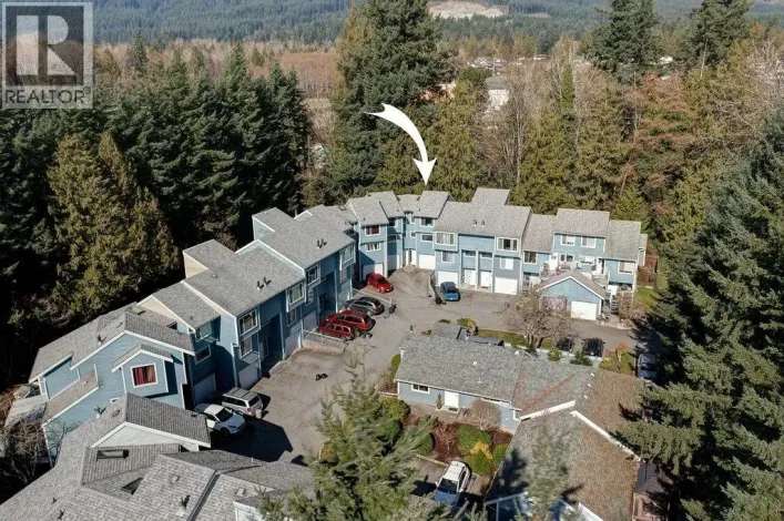 5 822 GIBSONS WAY, Gibsons
