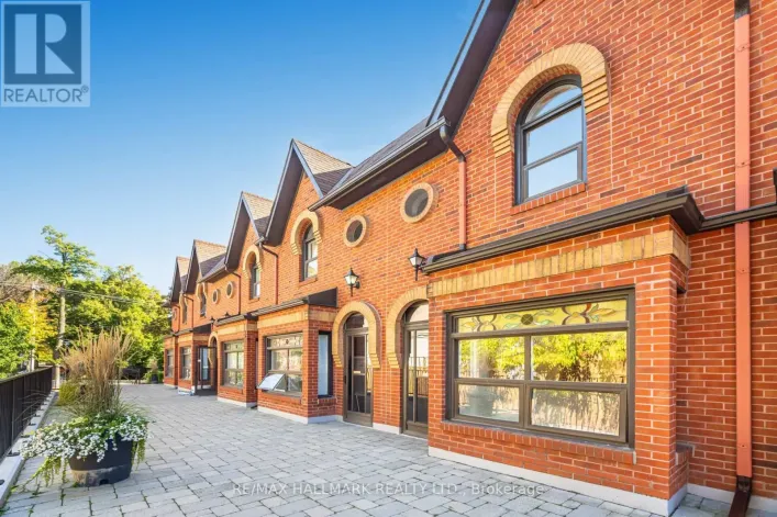 #5 - 90 KIPPENDAVIE AVENUE, Toronto