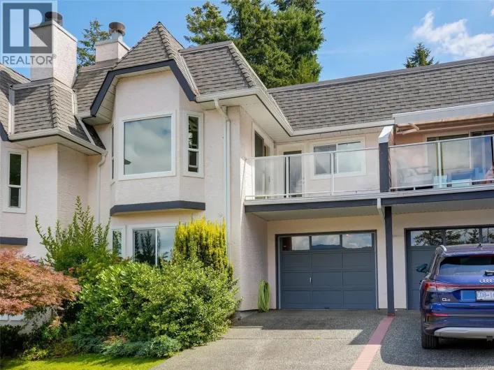 Row / Townhouse for sale: 5 930 Josephine Rd, Central Saanich