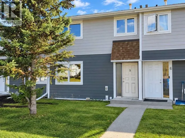 5 97 Avenue, Grande Cache