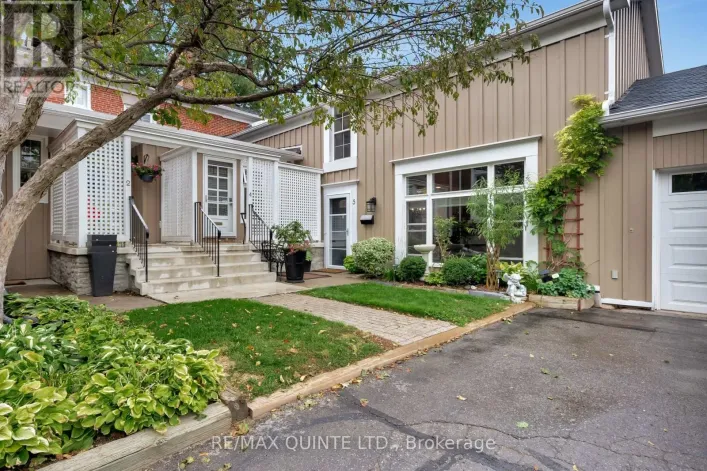 5 - 99 BRIDGE STREET E, Belleville