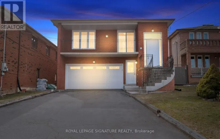 5 ACACIA AVENUE, Toronto