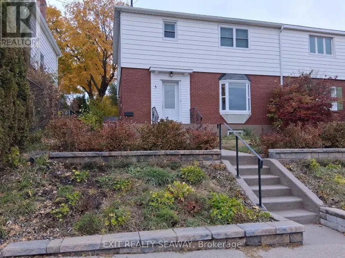 5 ADOLPHUS STREET, Cornwall