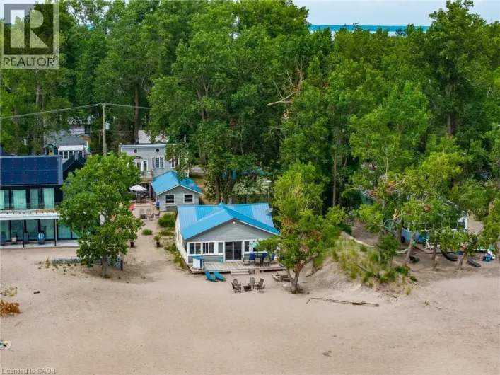 House for sale: 5 BEACH Avenue, Long Point