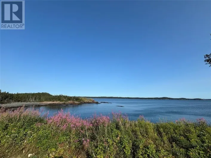 5 Beach Road, Eastport