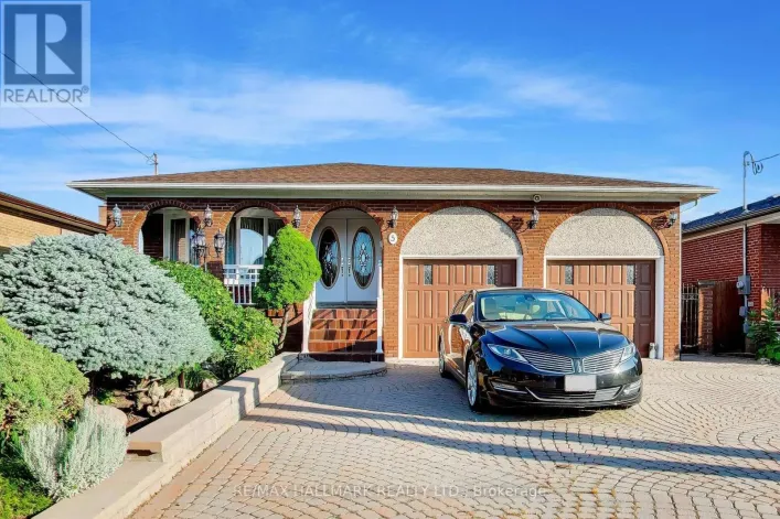 5 BYWORTH BOULEVARD, Toronto