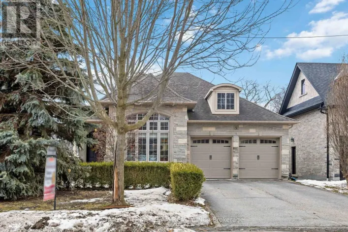 5 CENTRE STREET W, Whitby