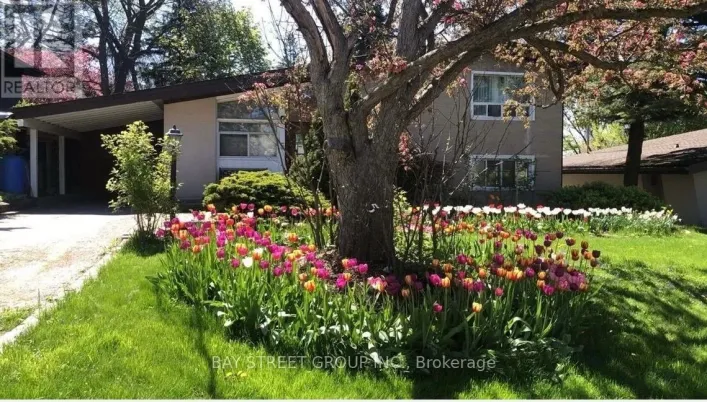 5 COTTONWOOD DRIVE, Toronto