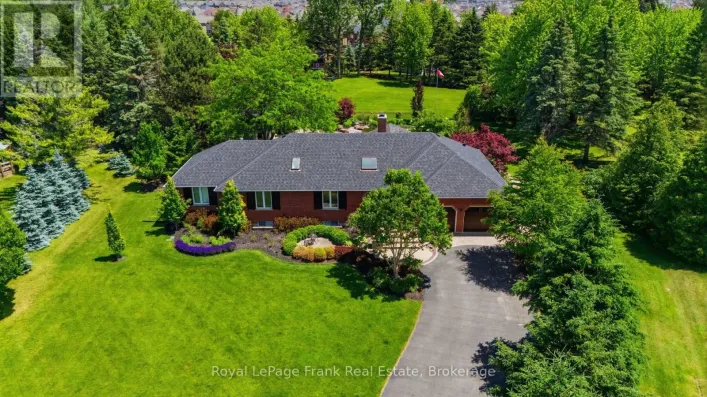 5 CRAIG COURT, Clarington