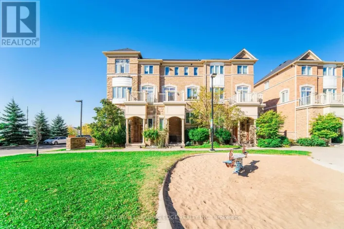 5 DEARIE LANE, Markham