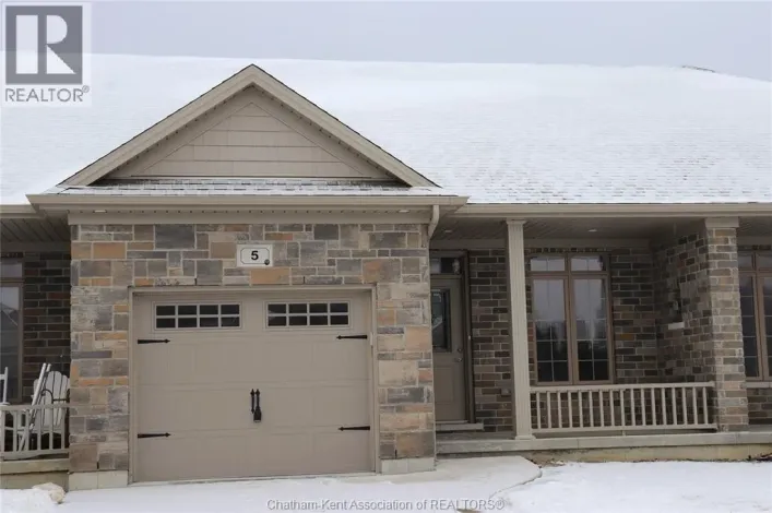 5 Delft COURT, Blenheim