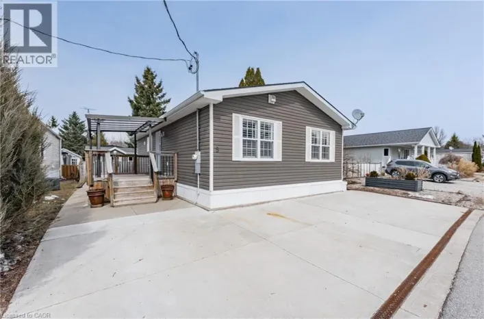 5 ELM Street, Puslinch