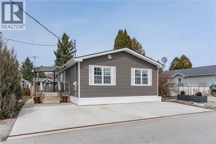 5 ELM Street, Puslinch