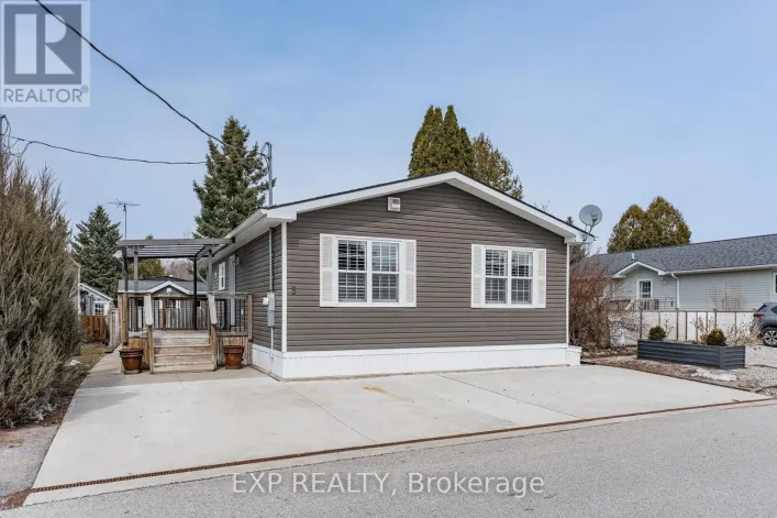5 ELM STREET, Puslinch
