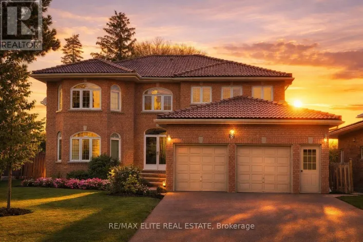 5 EMMELINE CRESCENT, Toronto