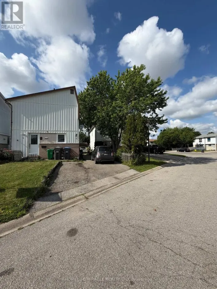 5 GLENCAIRN SQUARE, Brampton