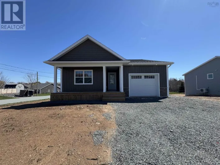 5 Goldenrod Court, Falmouth