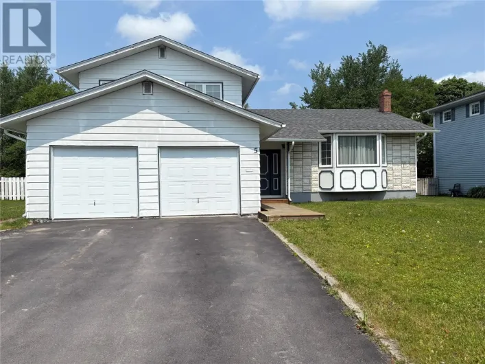 5 Gordon Street, Gander
