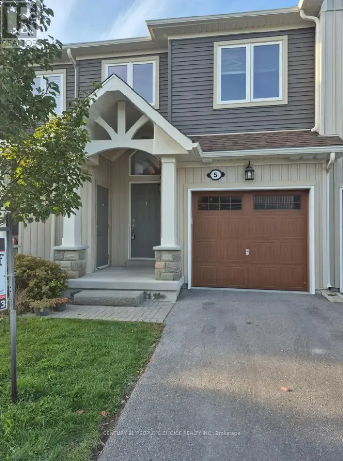 5 GREGORY AVENUE, Collingwood