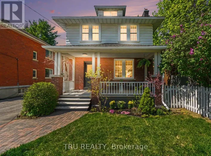 5 GROVE AVENUE, Ottawa