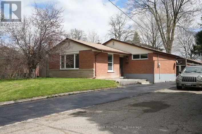 5 HADRINA STREET, Brampton