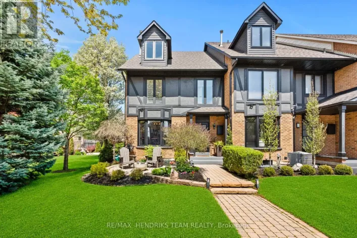 5 HARBOUR DRIVE, Hamilton