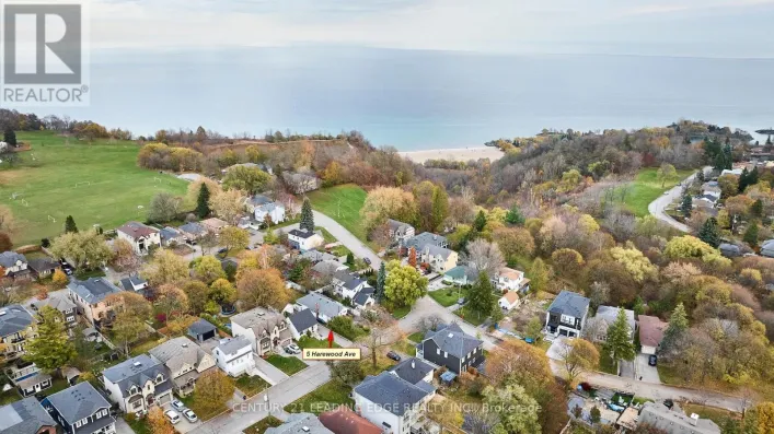 5 HAREWOOD AVENUE, Toronto