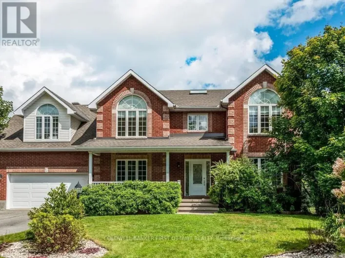 5 HEARN CRESCENT, Ottawa