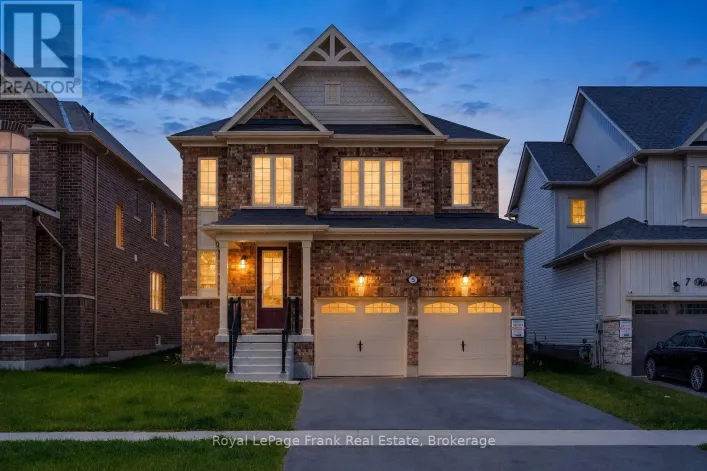 5 HENNESSEY CRESCENT, Kawartha Lakes