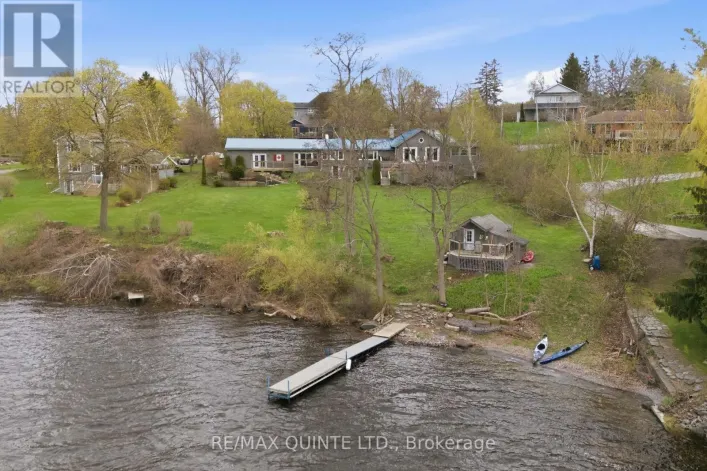 5 HERMON LANE, Prince Edward County